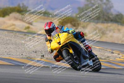 media/Dec-17-2022-SoCal Trackdays (Sat) [[224abd9271]]/Turn 7 Set 2 (1140am)/